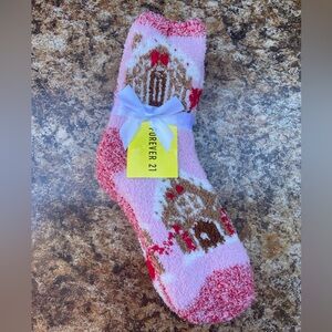 Forever 21 Set Of 3 Christmas Socks
